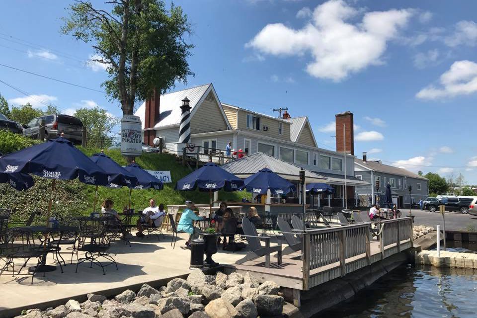 Lakeside dining